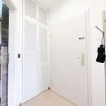 Luxus-apartment In Mit Privat-parkplatz Апартаменты