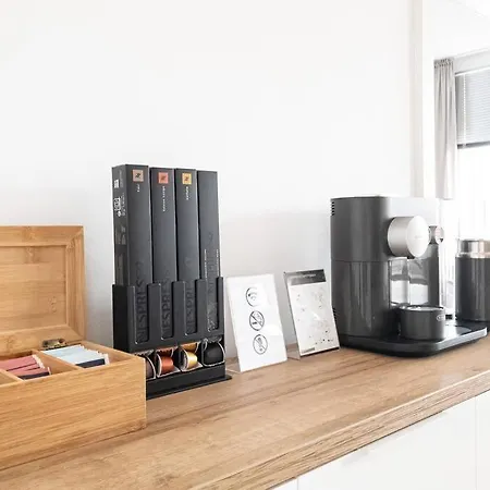 Luxus-apartment In Mit Privat-parkplatz Apartman *