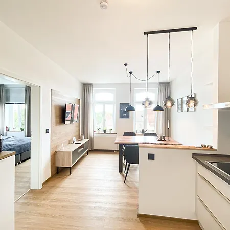 Luxus-apartment In Mit Privat-parkplatz * Lipcse