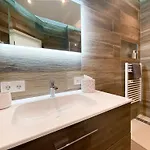아파트 Luxus-apartment In Mit Privat-parkplatz 라이프치히