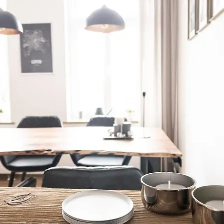 Luxus-apartment In Mit Privat-parkplatz Διαμέρισμα Λειψία